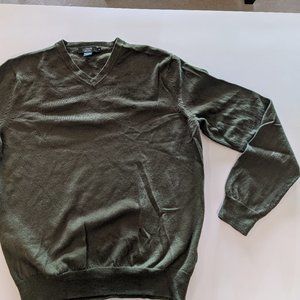 J. Crew %100 Merino V neck sweater - deep green